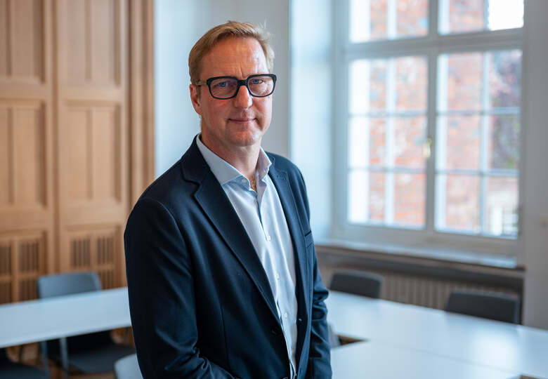 Volker Meise im Besprechungsraum